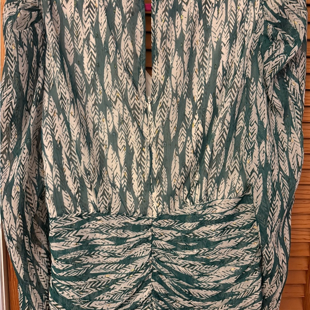 Aqua Chevron Green and Cream Blouse - Picture 4 of 4